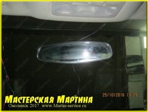 Установка камеры заднего вида и монитора в Opel Meriva B - фото - 9